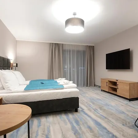 Hotel Jarzebata 3*